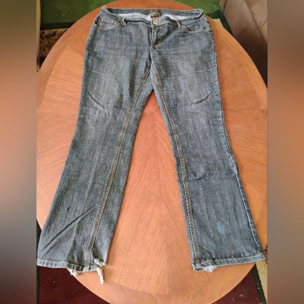 (1035) Yuva Blue Denim Jeans - Size: 16